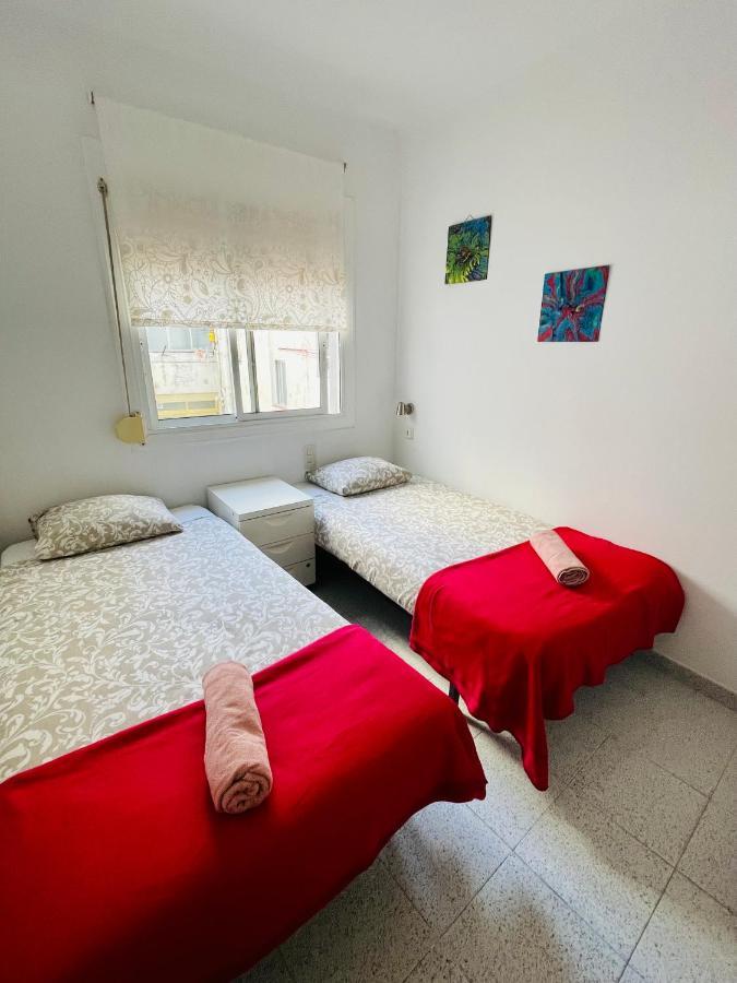 Barca 1 Apartment Sant Adria de Besos Exterior foto
